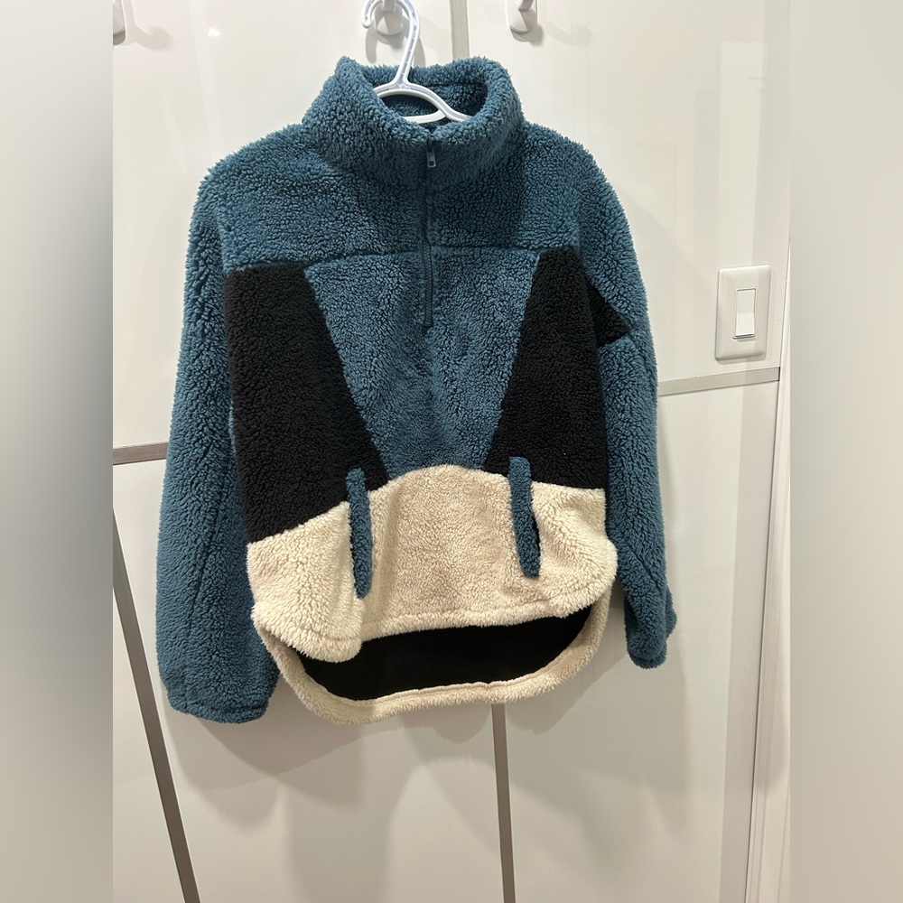 Cozy Fleece Jacket - Blue, Black, and Cream